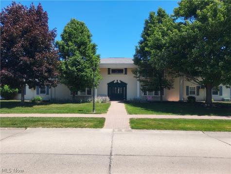 6 Meadowlawn Drive Mentor OH 44060
