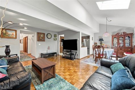 308 Katey Rose Lane Euclid OH 44143