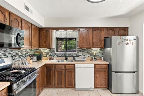 308 Katey Rose Lane Euclid OH 44143