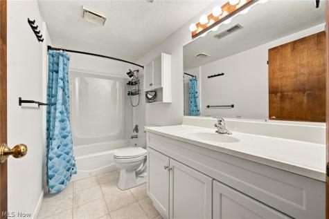 308 Katey Rose Lane Euclid OH 44143