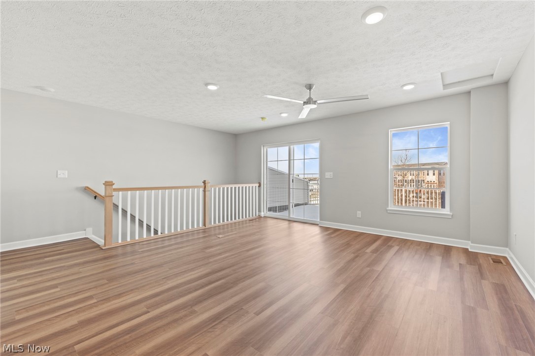 457 Harbor Lane Lorain OH 44052