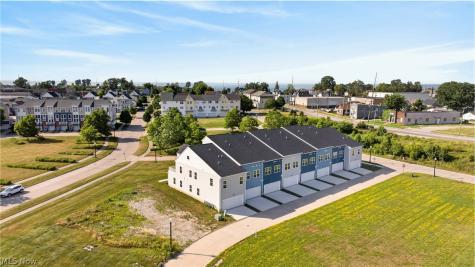 457 Harbor Lane Lorain OH 44052