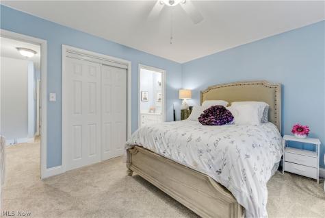 798 Pipes Court Northfield OH 44067