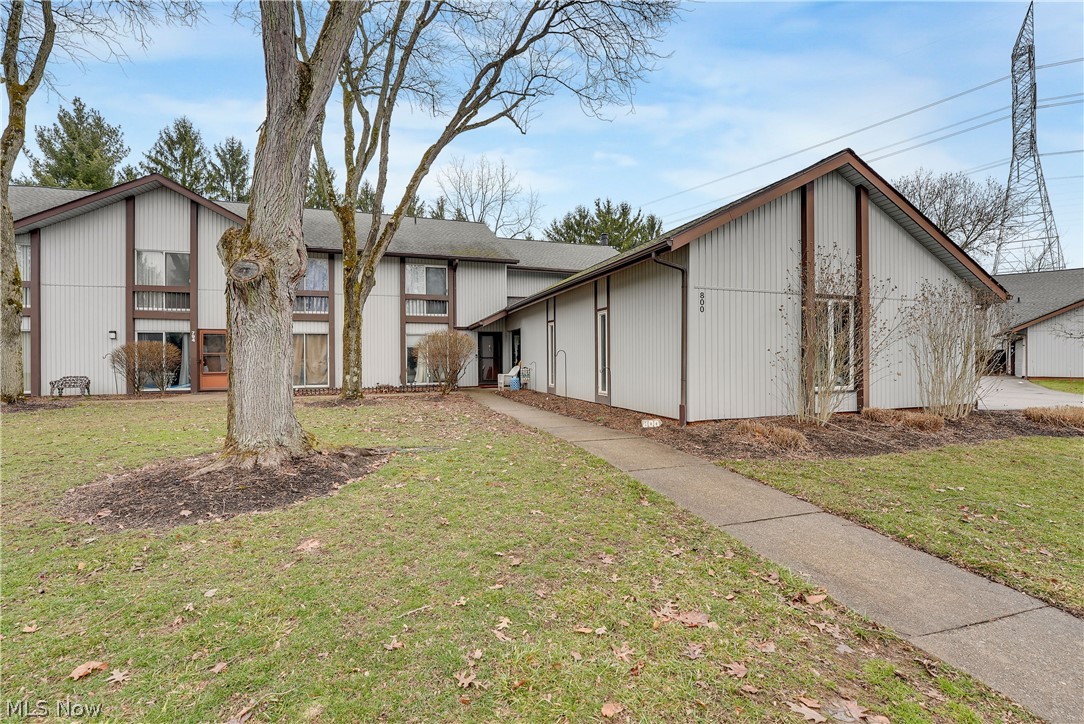 798 Pipes Court Northfield OH 44067