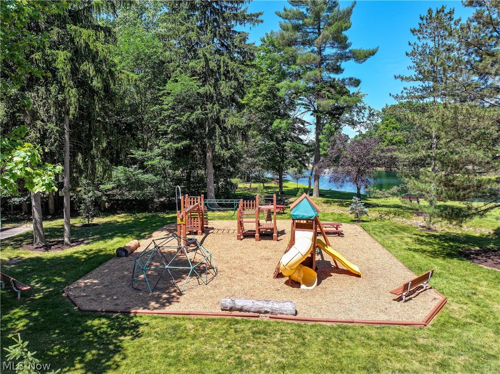 798 Pipes Court Northfield OH 44067