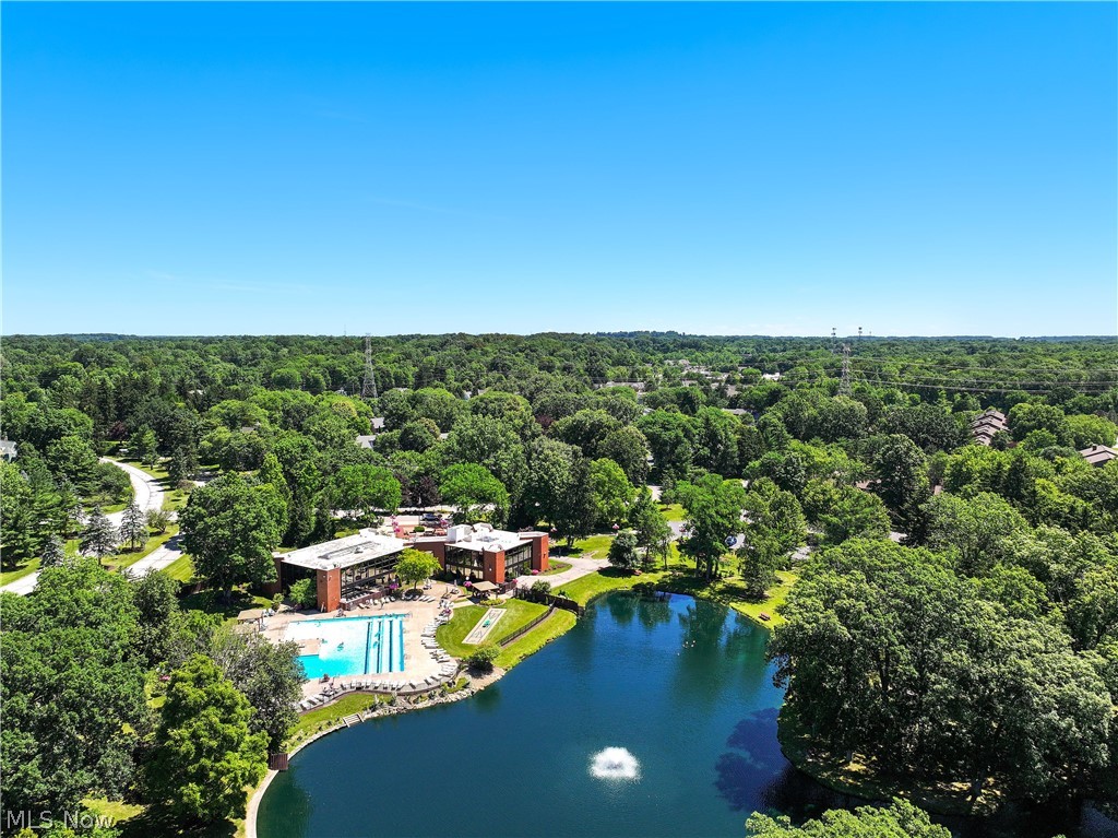 798 Pipes Court Northfield OH 44067