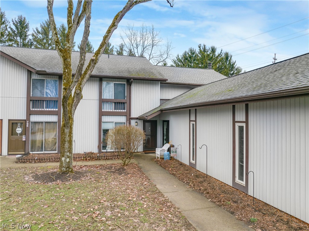 798 Pipes Court Northfield OH 44067