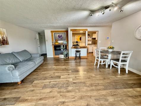 9831 Sunrise Boulevard North Royalton OH 44133