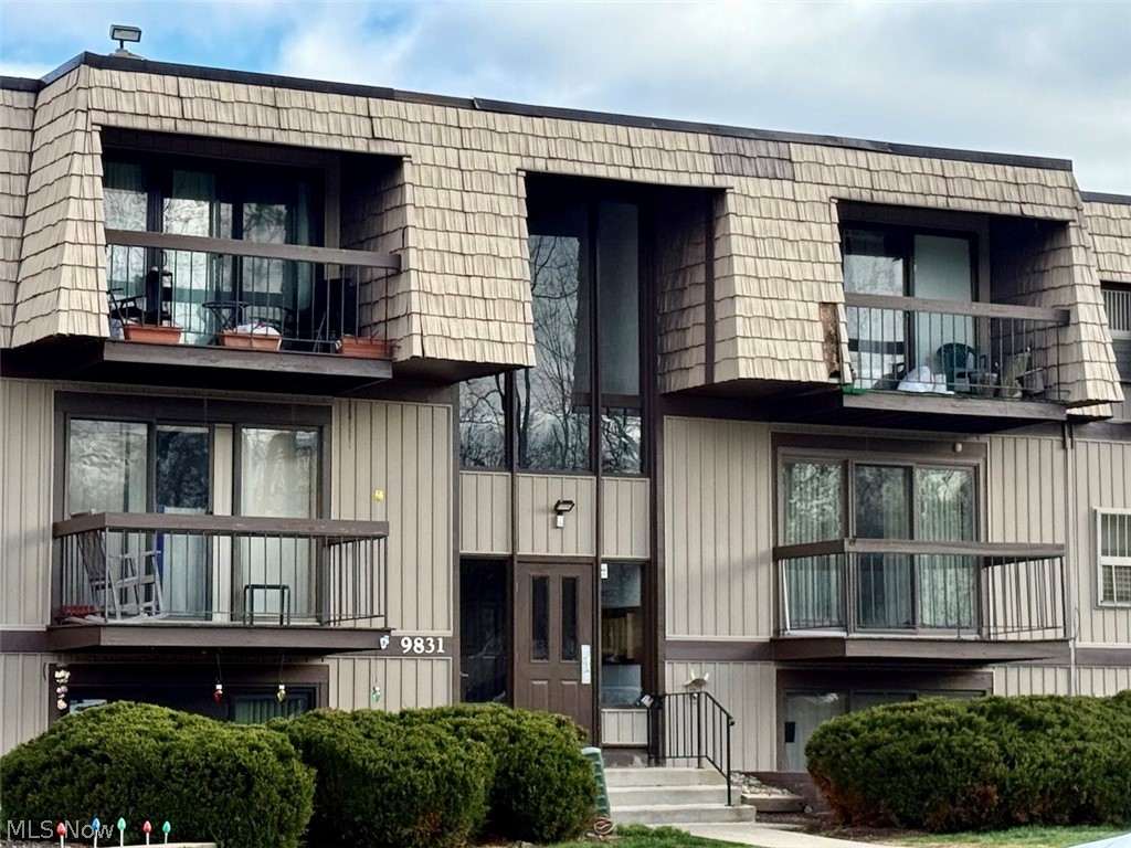 9831 Sunrise Boulevard North Royalton OH 44133