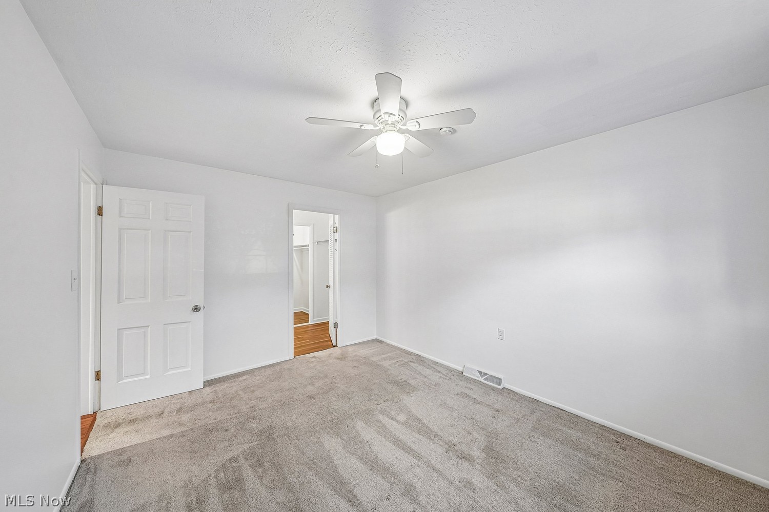 3944 Brendan Lane North Olmsted OH 44070