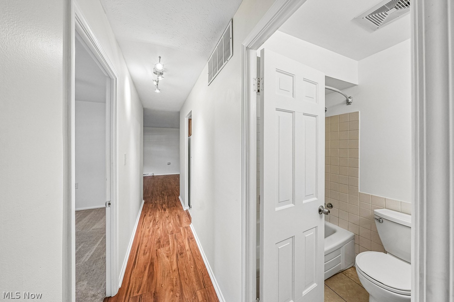 3944 Brendan Lane North Olmsted OH 44070