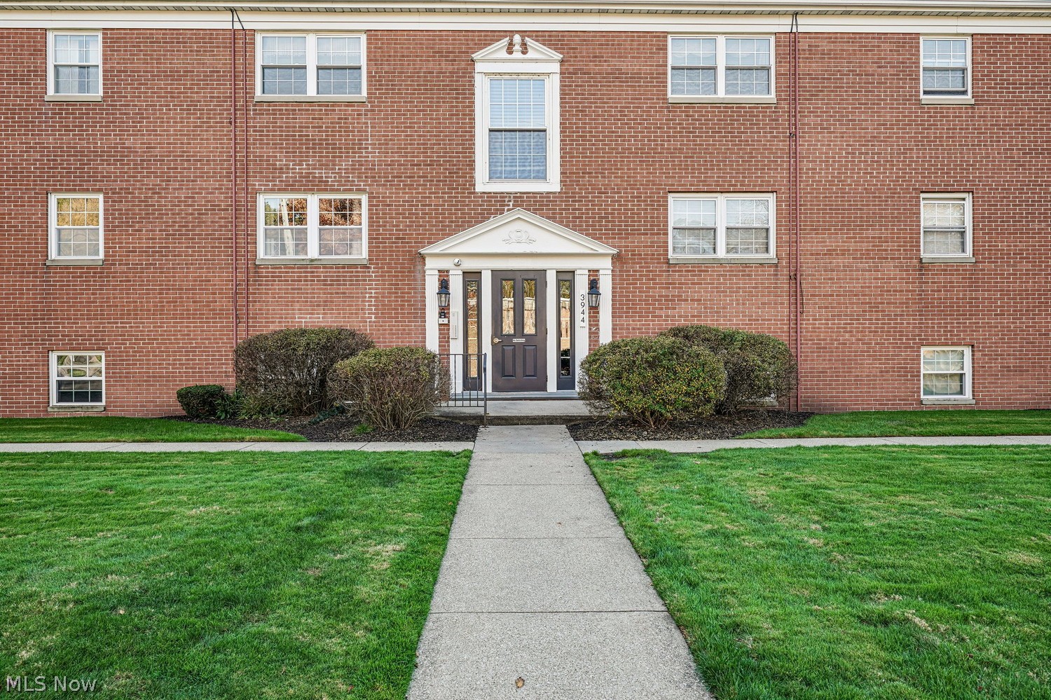 3944 Brendan Lane North Olmsted OH 44070