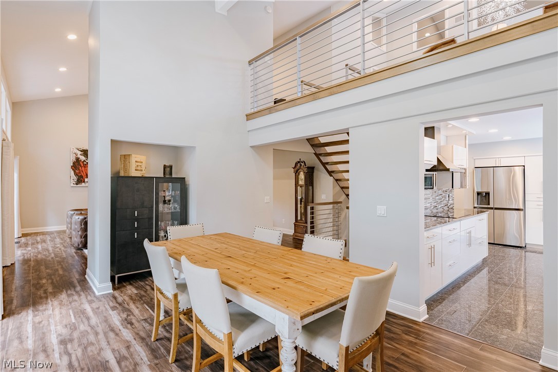 6889 Woodwalk Drive Brecksville OH 44141