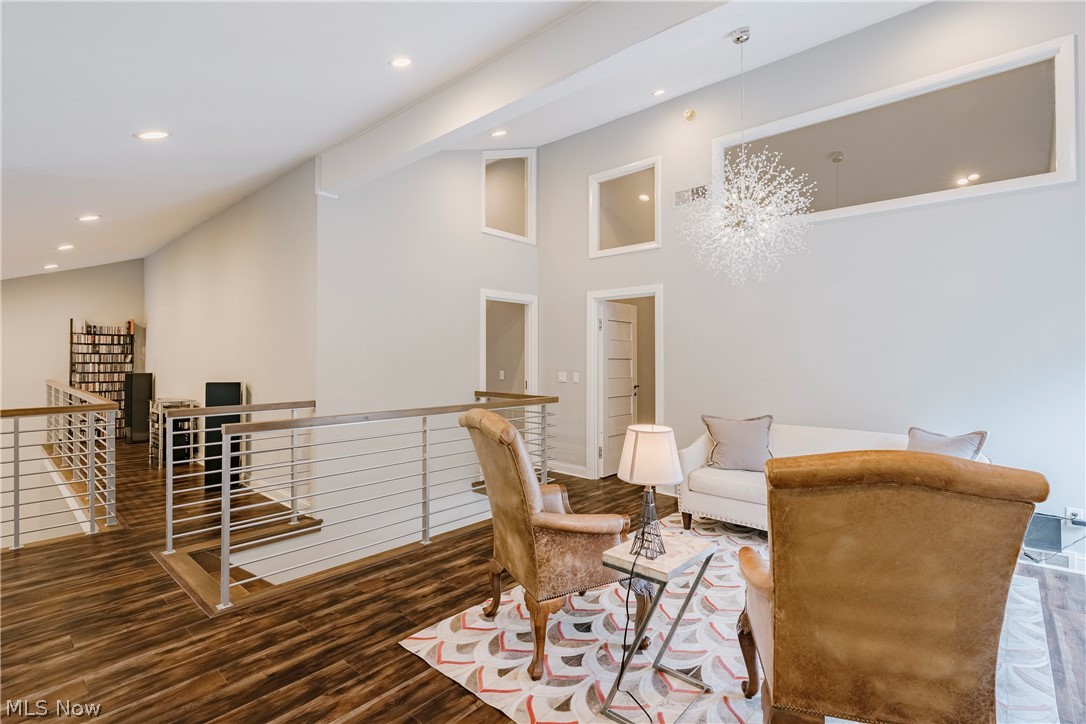 6889 Woodwalk Drive Brecksville OH 44141