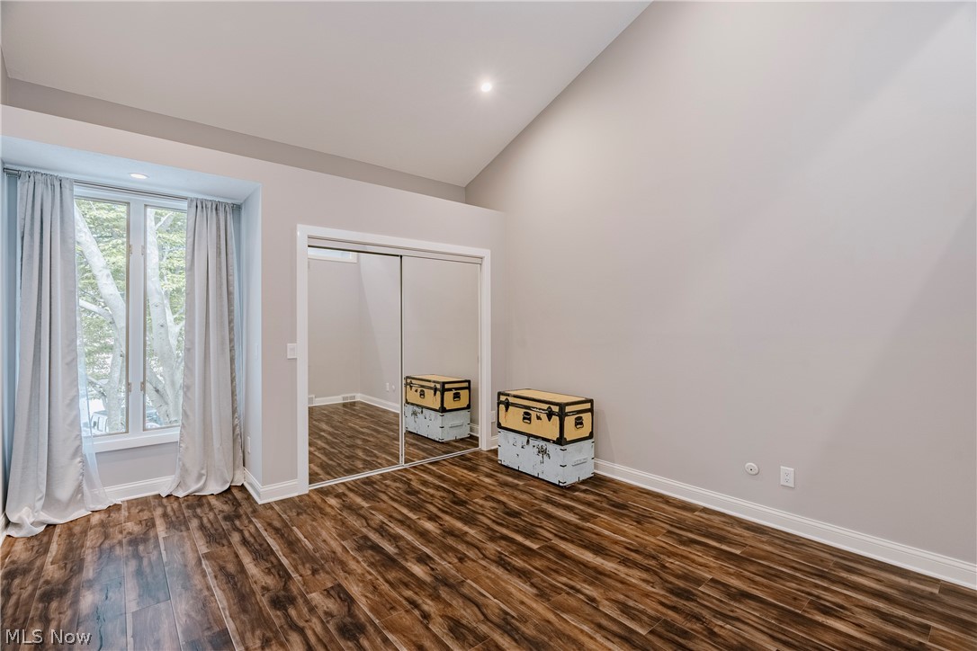 6889 Woodwalk Drive Brecksville OH 44141