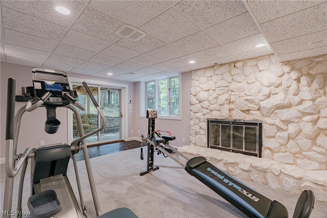 6889 Woodwalk Drive Brecksville OH 44141