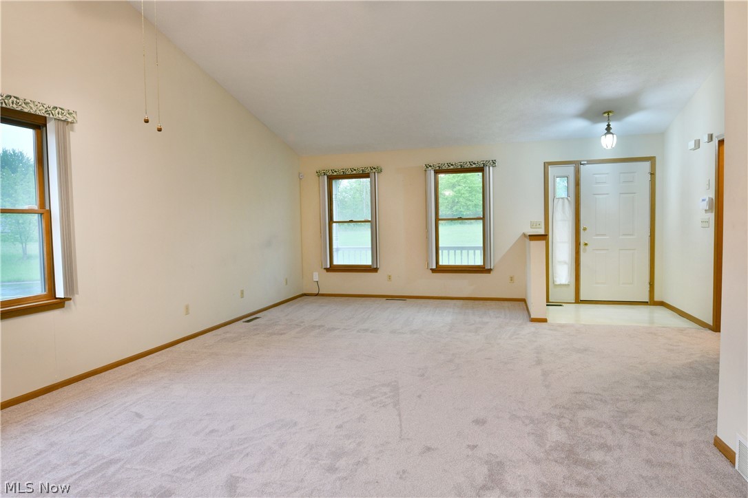 5180 Winthrop Drive Austintown OH 44515