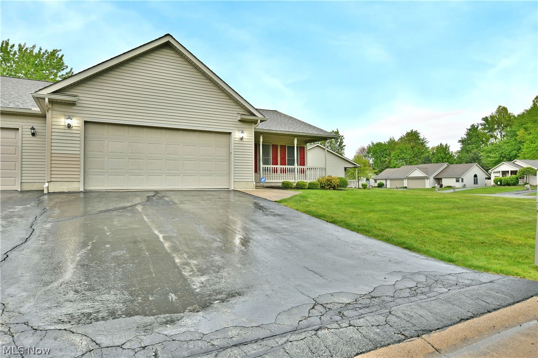 5180 Winthrop Drive Austintown OH 44515