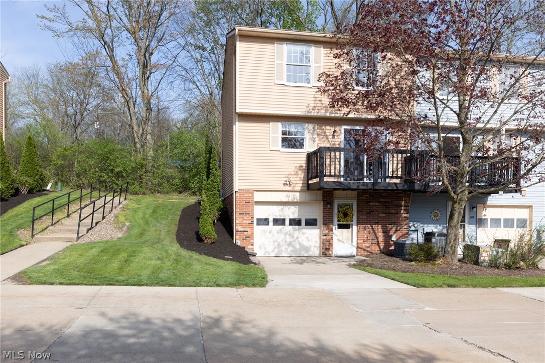 91 Quaker Ridge Drive Akron OH 44313