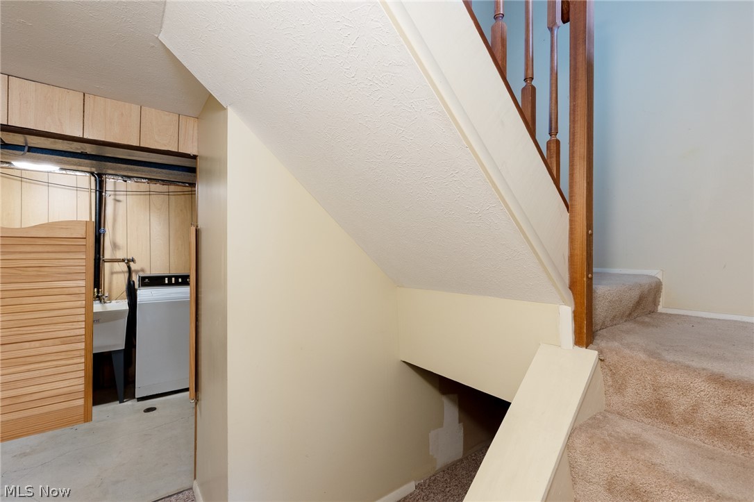 91 Quaker Ridge Drive Akron OH 44313