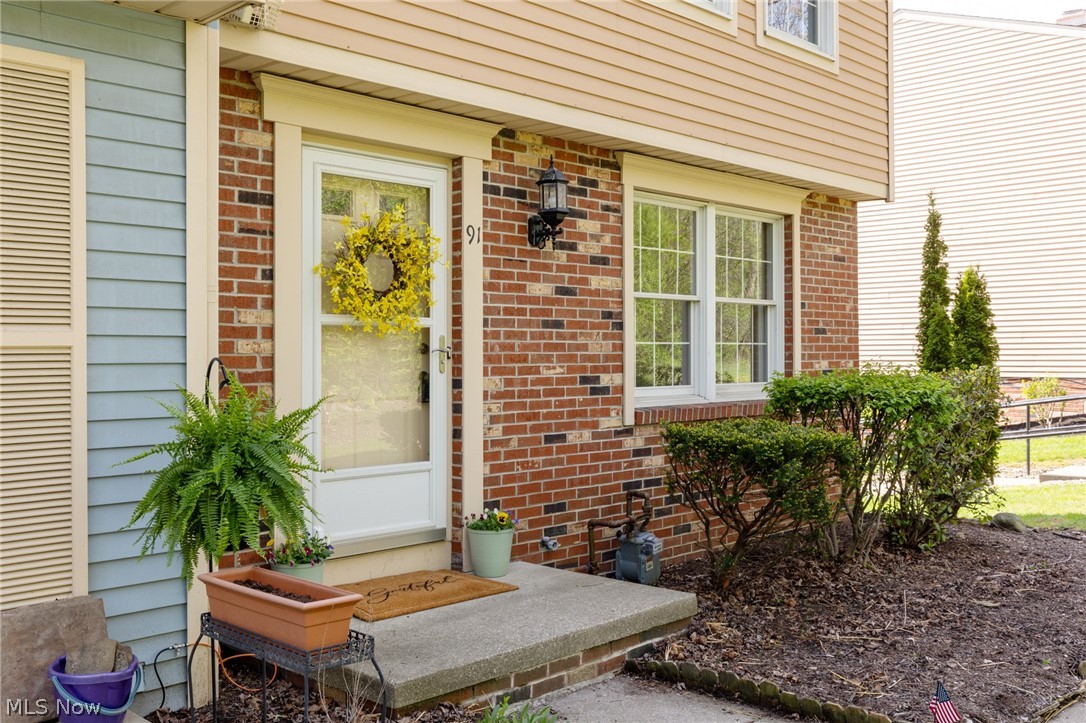 91 Quaker Ridge Drive Akron OH 44313