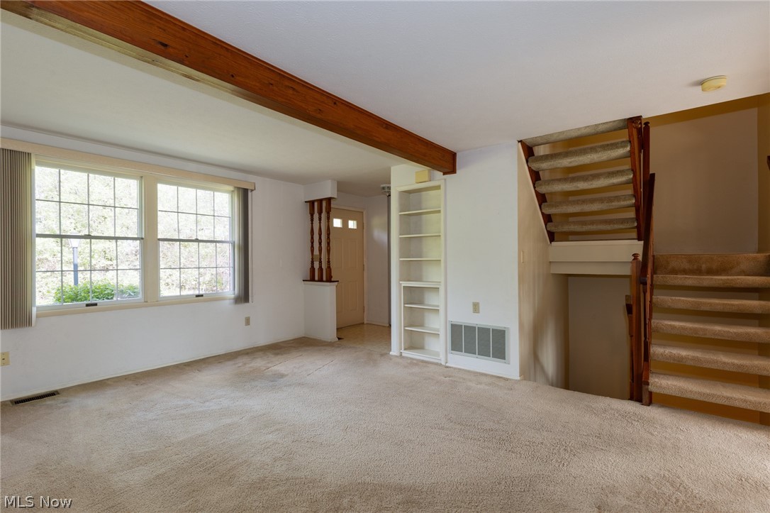 91 Quaker Ridge Drive Akron OH 44313
