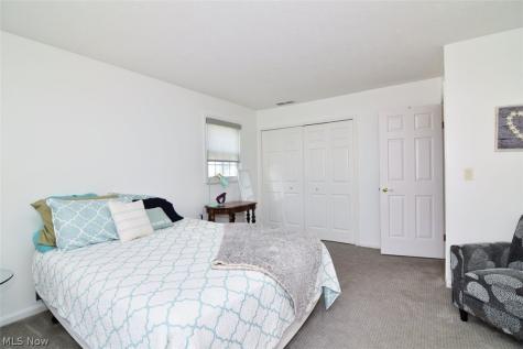 5254 Liberty Lane Willoughby OH 44094