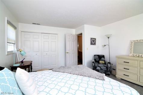 5254 Liberty Lane Willoughby OH 44094
