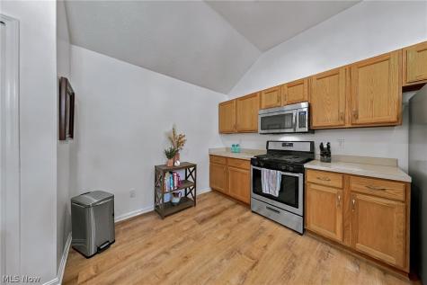 23453 Grist Mill Court Olmsted Falls OH 44138