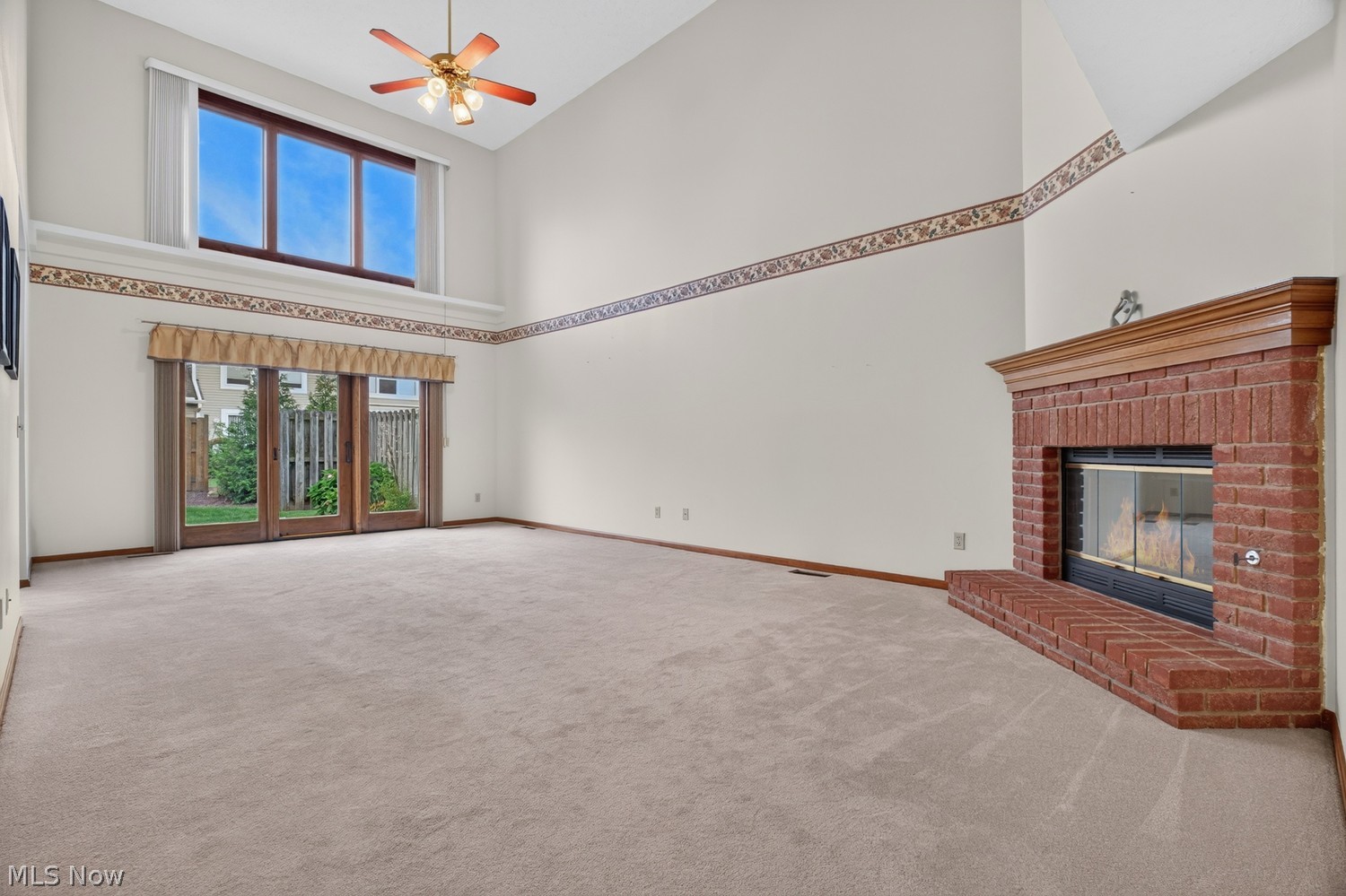 120 Ambleside Way Amherst OH 44001