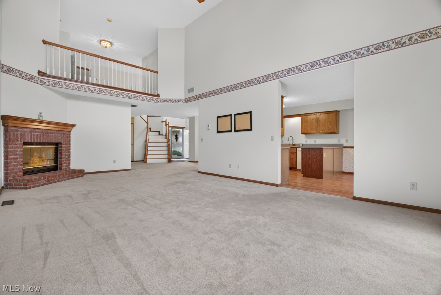 120 Ambleside Way Amherst OH 44001