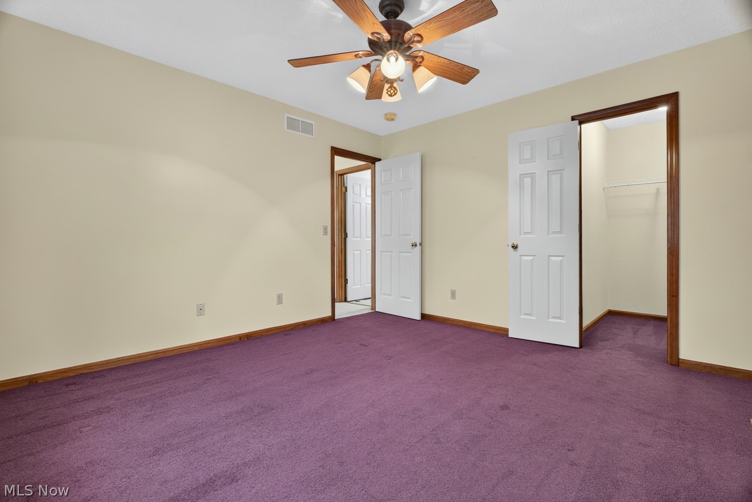 120 Ambleside Way Amherst OH 44001