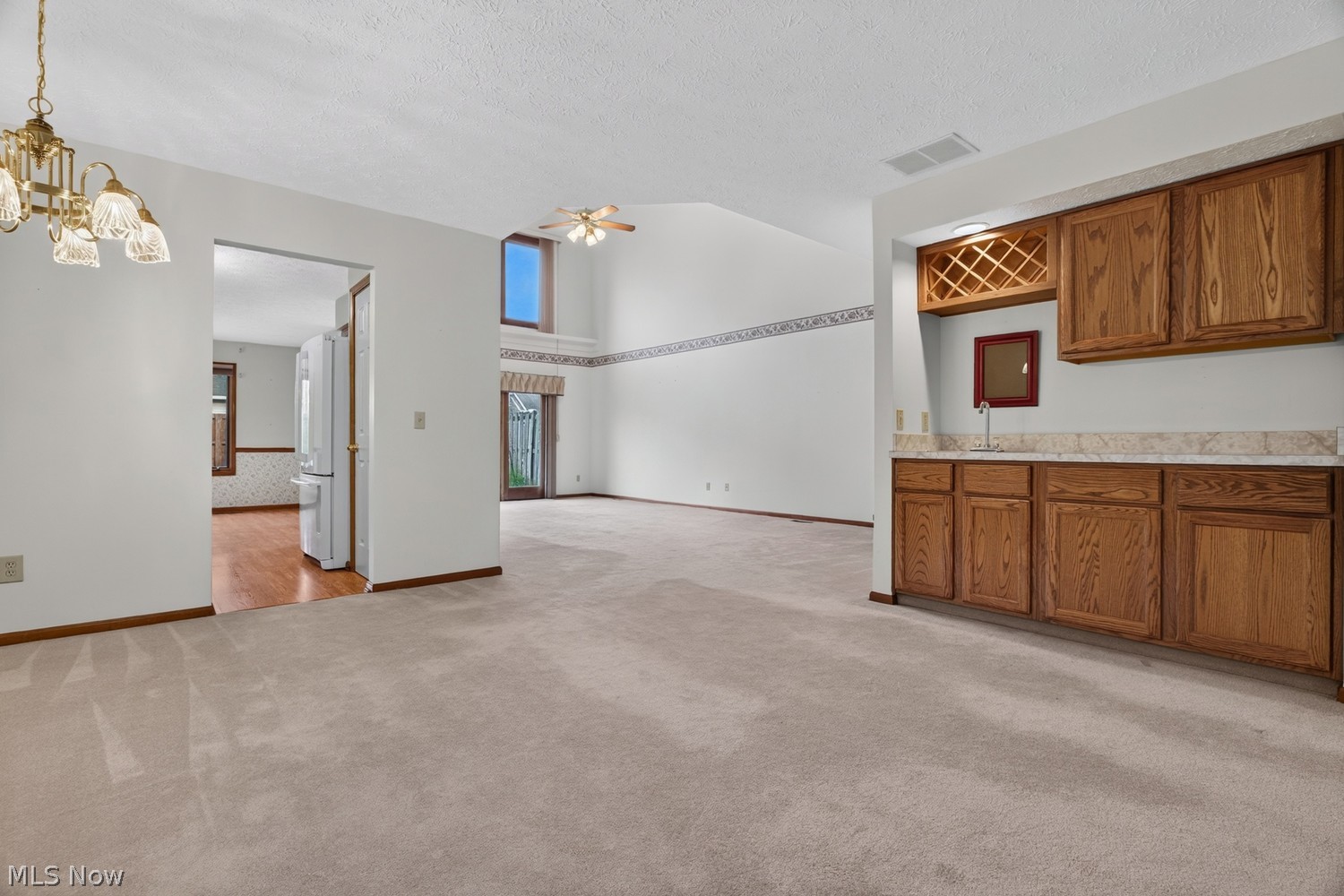 120 Ambleside Way Amherst OH 44001