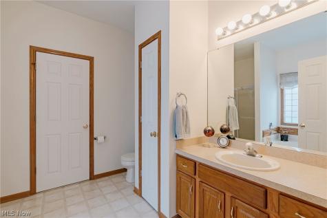 133 Gleneagle Drive Elyria OH 44035