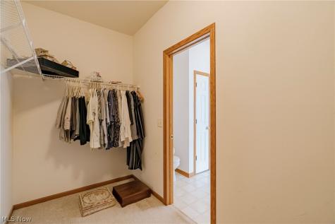133 Gleneagle Drive Elyria OH 44035