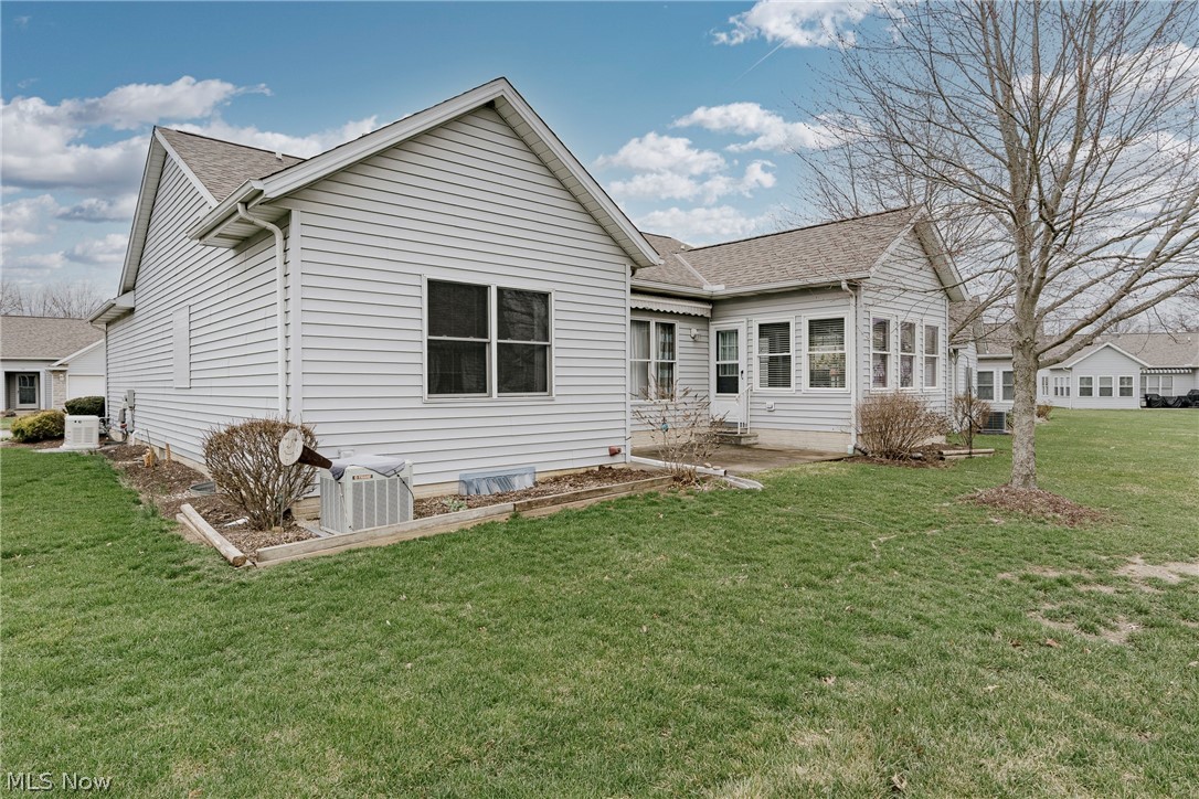 133 Gleneagle Drive Elyria OH 44035