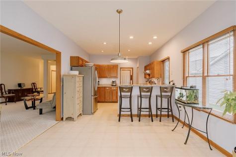 133 Gleneagle Drive Elyria OH 44035