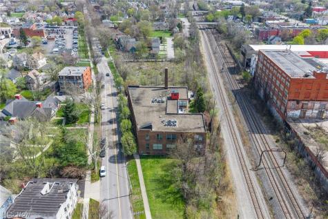 8205 Franklin Boulevard Cleveland OH 44102