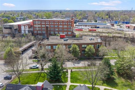 8205 Franklin Boulevard Cleveland OH 44102