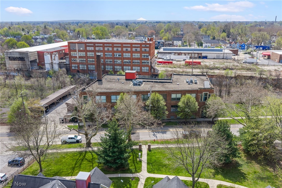 8205 Franklin Boulevard Cleveland OH 44102