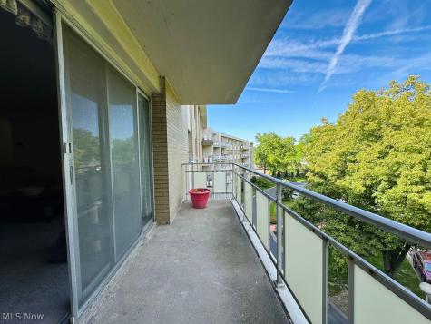 3400 Wooster Road Rocky River OH 44116