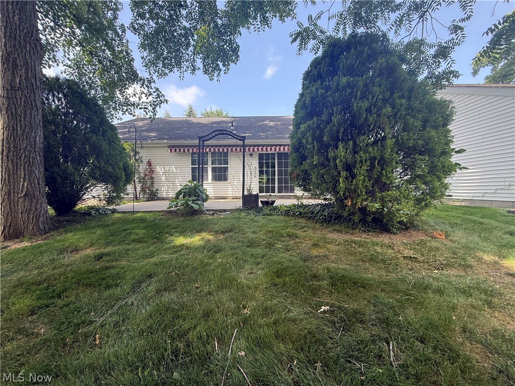 119 Woodbine Oval Madison OH 44057