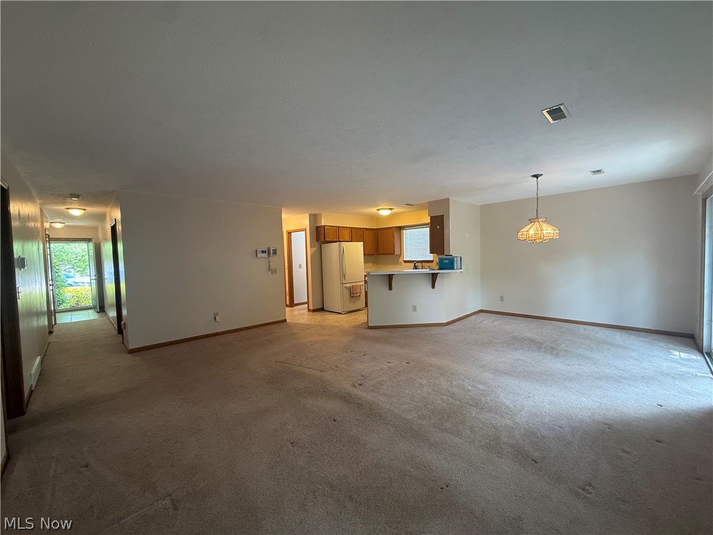 119 Woodbine Oval Madison OH 44057