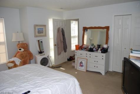 105 Limestone Court Berea OH 44017