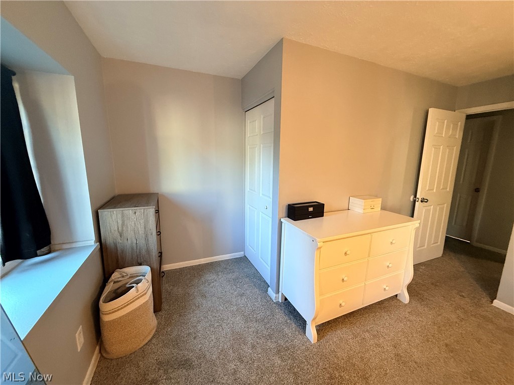 999 Renninger Road Akron OH 44319
