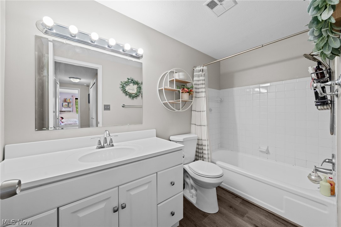 11794 Harbour Light Drive North Royalton OH 44133