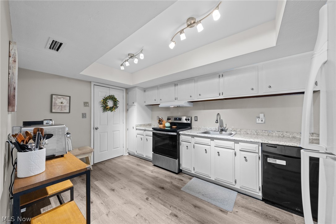11794 Harbour Light Drive North Royalton OH 44133
