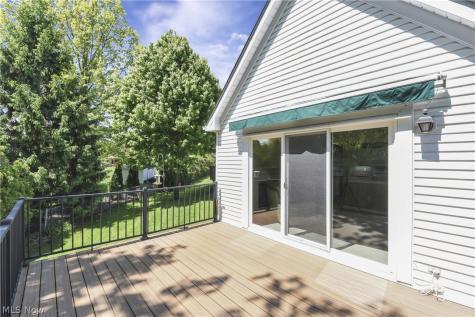 24 Nantucket Row Rocky River OH 44116