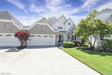 24 Nantucket Row Rocky River OH 44116