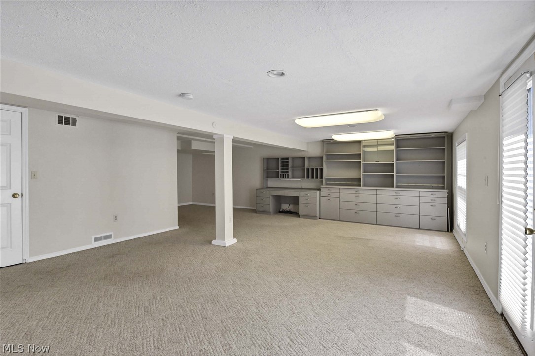 24 Nantucket Row Rocky River OH 44116